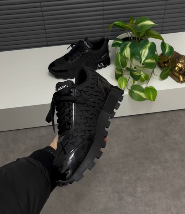 Letter Embossed Casual Shoes