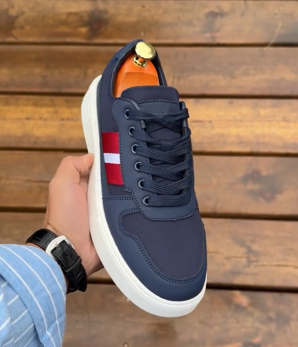 Men's High-end Leather Splicing Mesh Casual Board Shoes