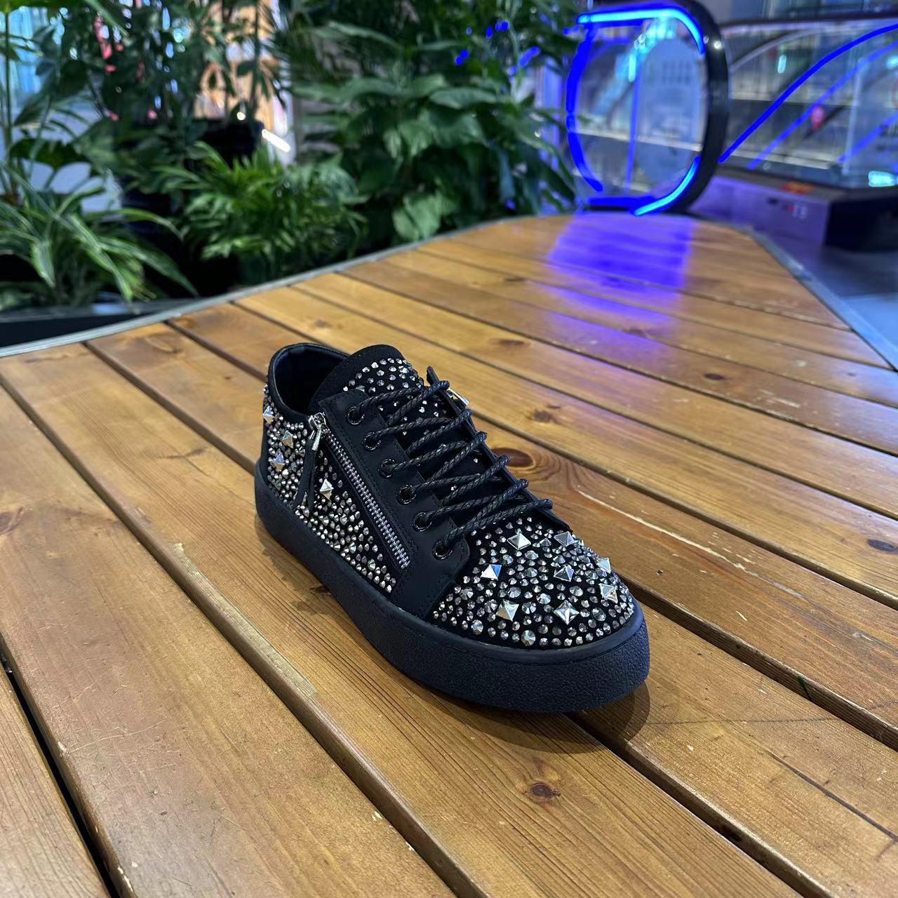Men's Rhinestone Casual Trendy Board Shoes