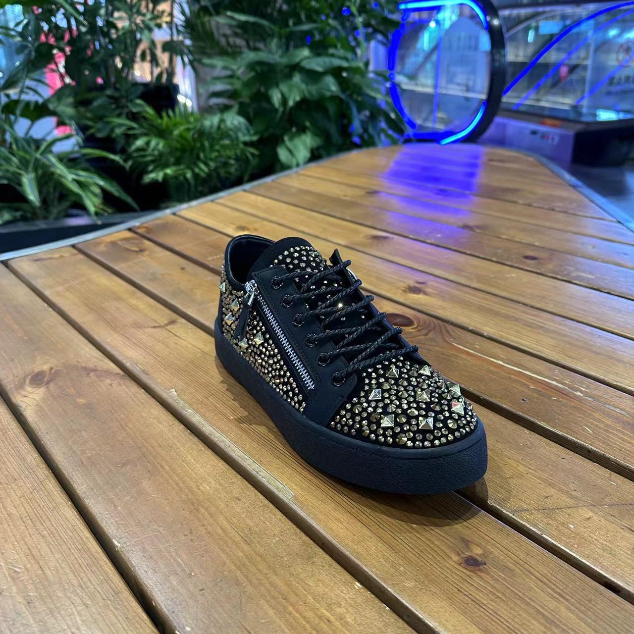 Men's Rhinestone Casual Trendy Board Shoes