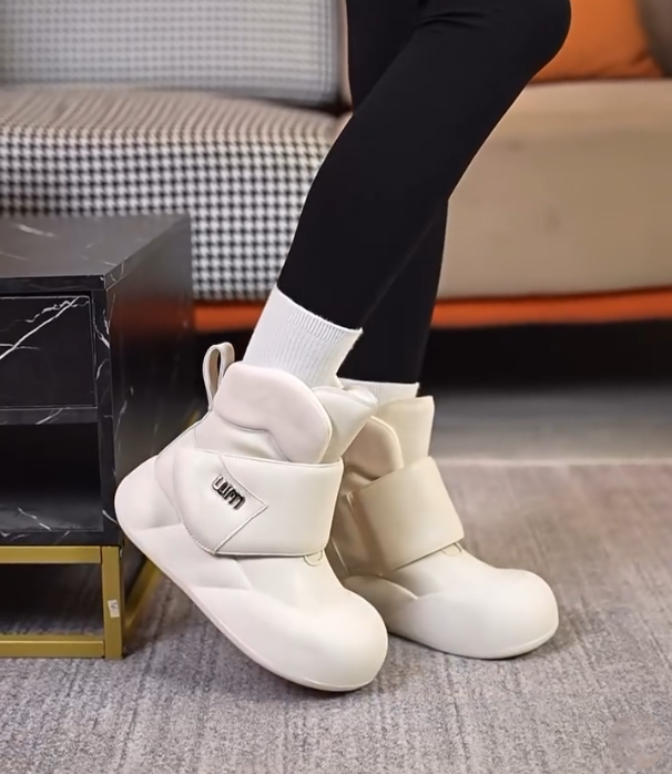 Cozy Cat Ears Boots