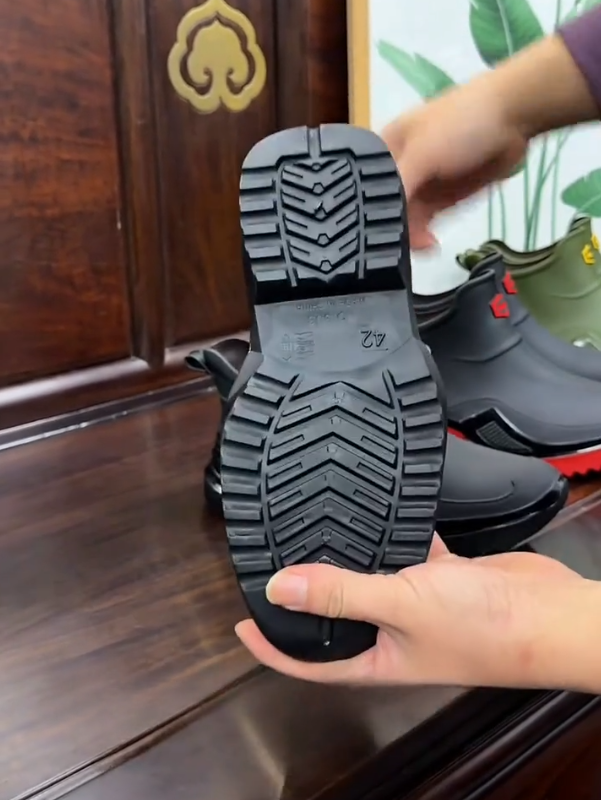 TitanFlex Ankle Boot