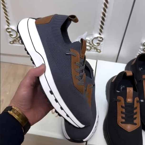 Leather Splicing Mesh Sports Shoes