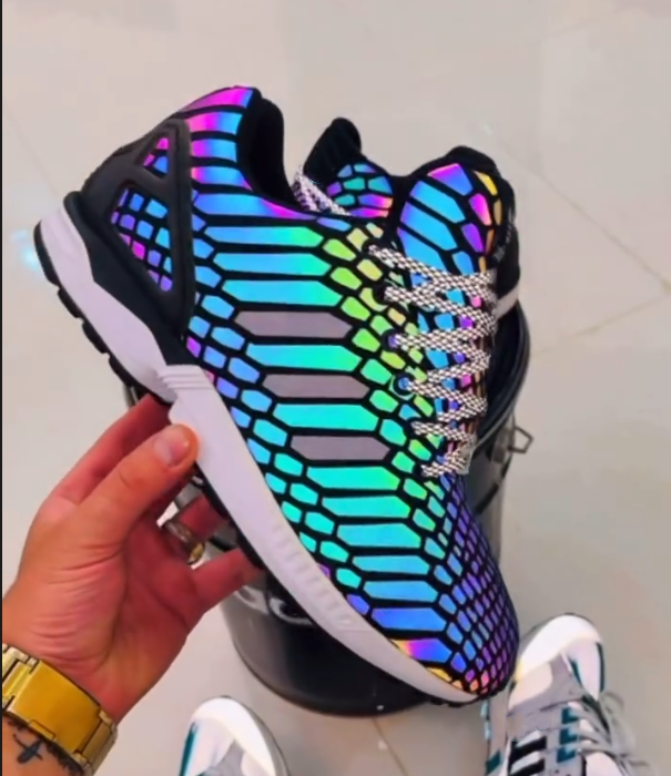 Color Changing Technology Casual Shoes