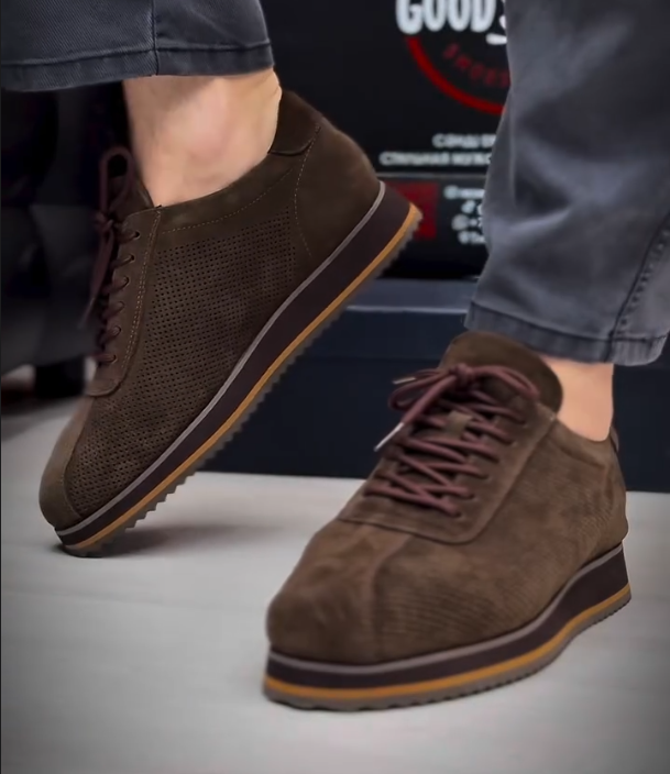 Thick Soled Porous Breathable Casual Shoes