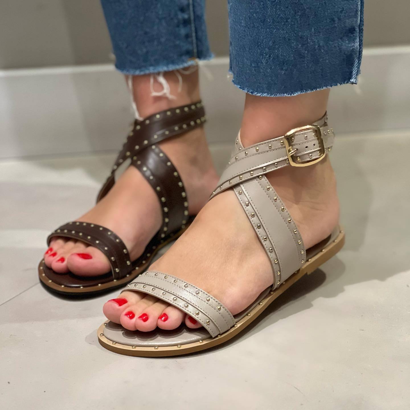 Women's Chic Studded Flat Sandals