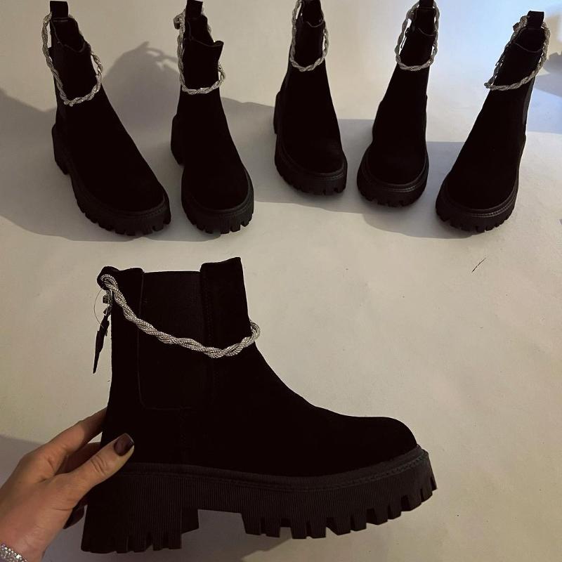 Women's Chic Chain-Trim Chelsea Boots