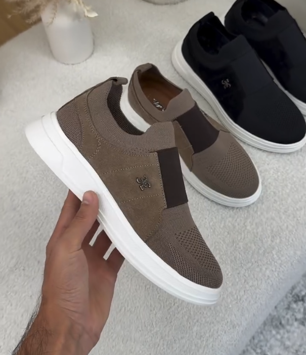 Men's Knitted Spliced Leather One Foot Casual Shoes