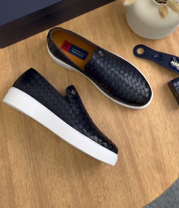 Men's Premium Soft Top And Soft Soled Woven Leather Shoes