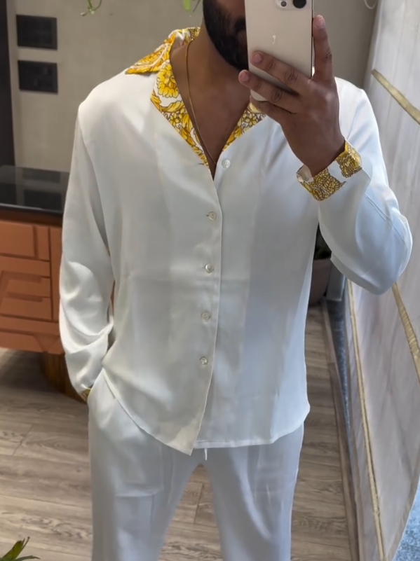 Men's Golden Flower Pattern Long Sleeve Shirt