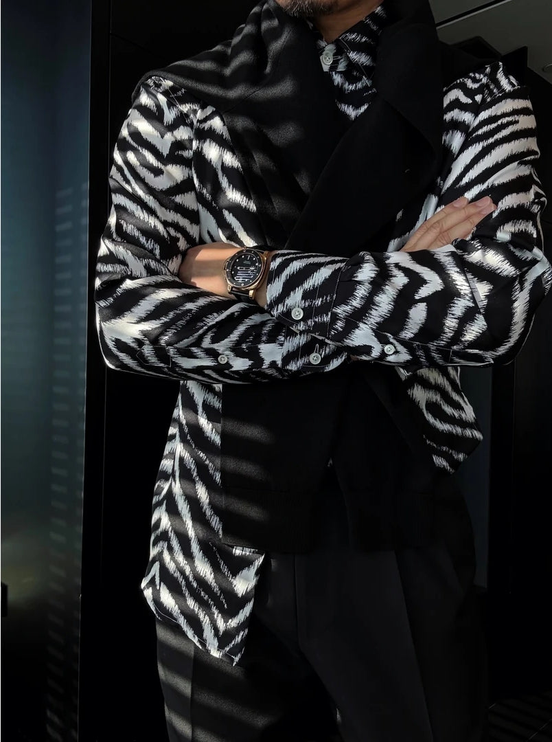 Men's Tiger Patterned Silk Long Sleeved Shirt