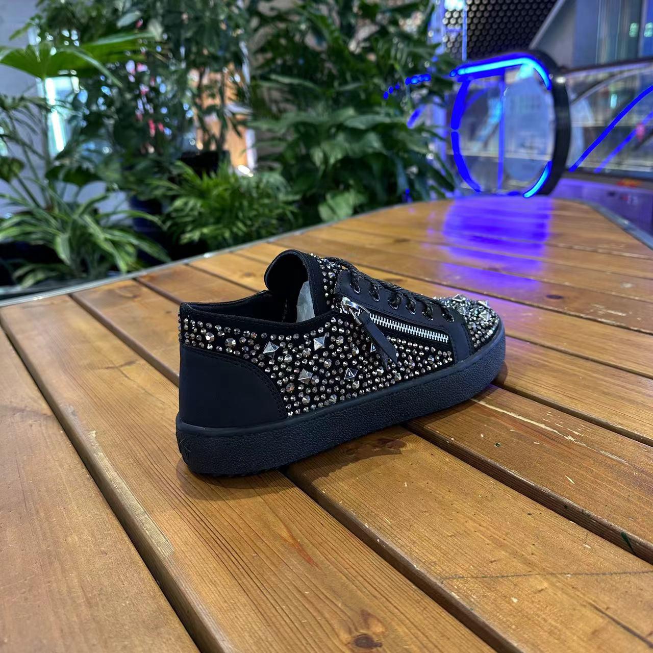 Men's Rhinestone Casual Trendy Board Shoes