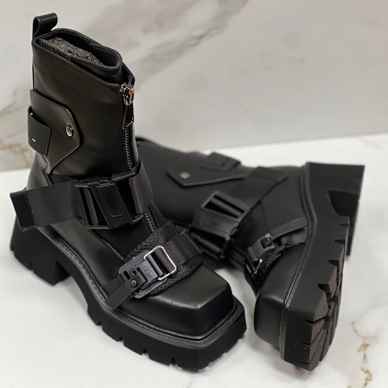 Woman's Buckle Straps Platform Boots