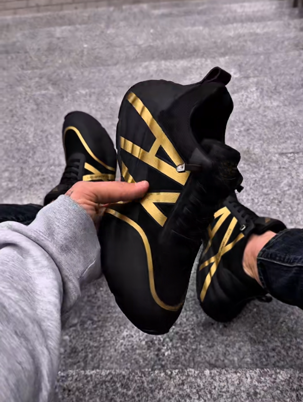 GoldStrike Trainer