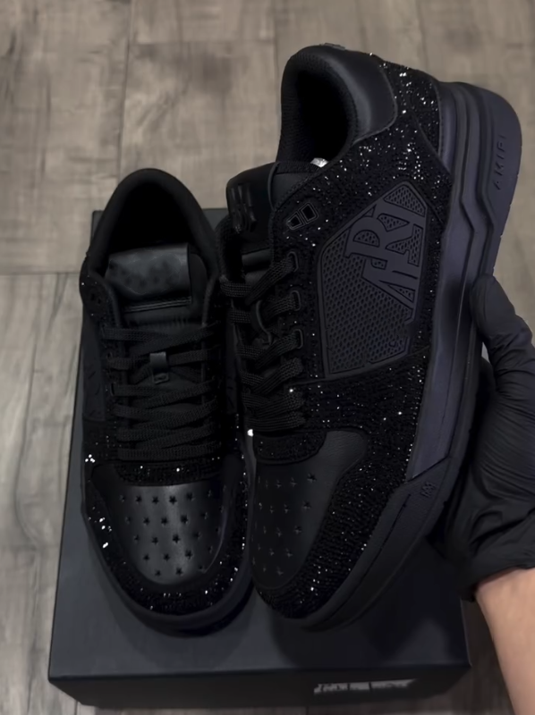 KIKI Black Diamond Sneaker