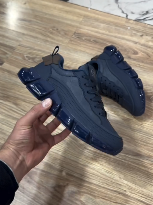 DeepBlue Max Cushion Sneaker