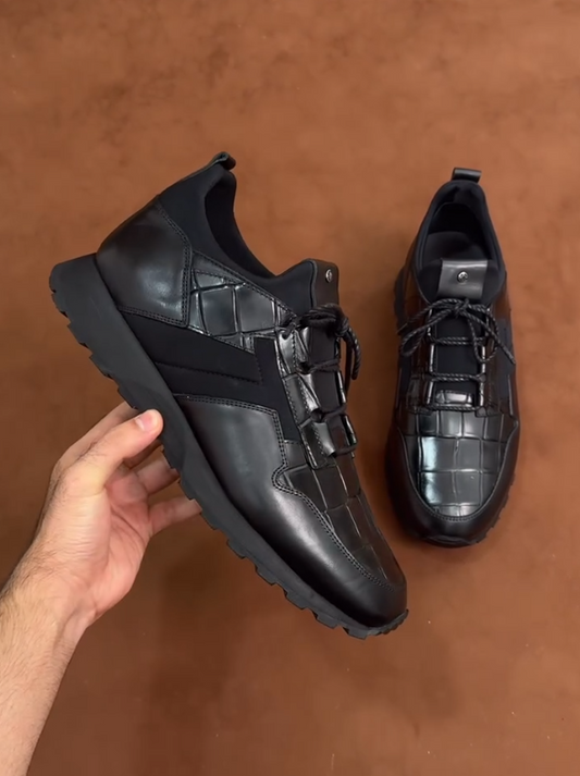 CrocGrip Leather Sneaker