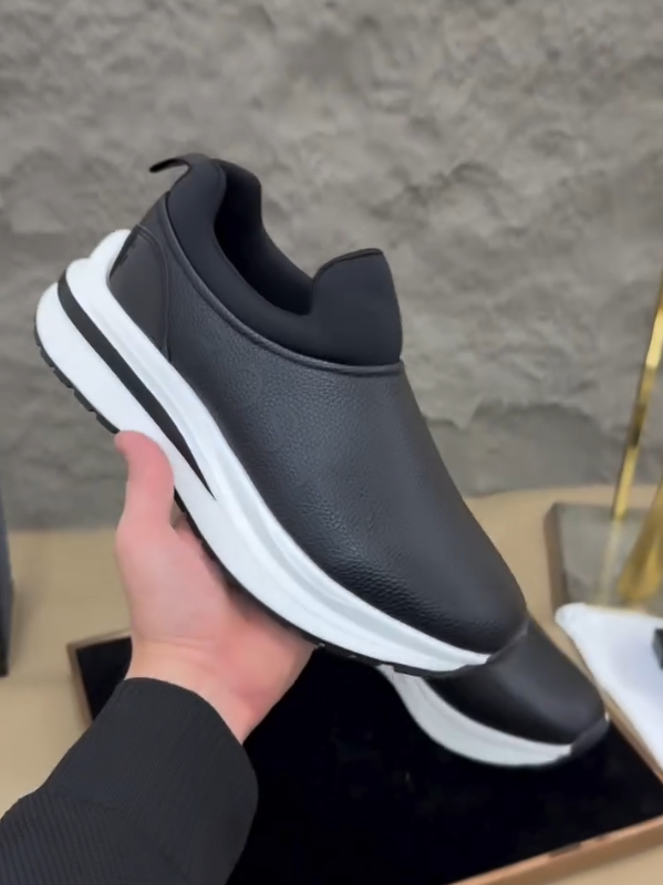 PureStep Leather Sneaker