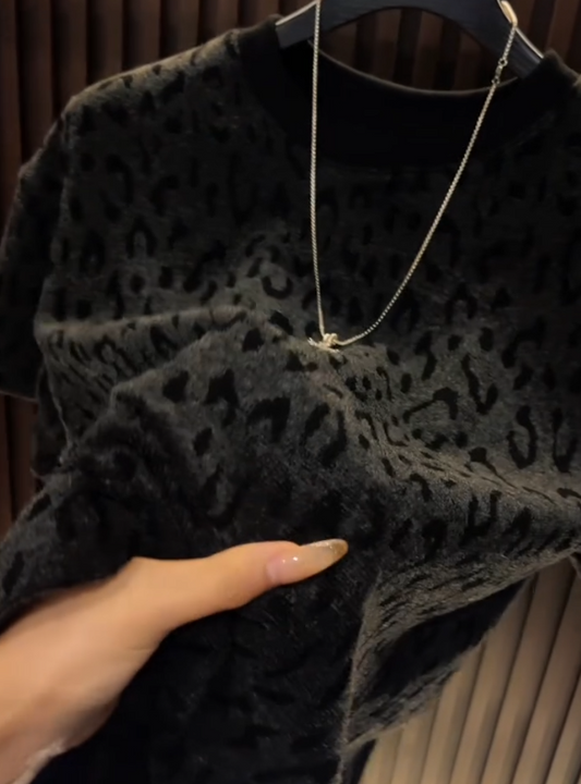 VelvetLeo Short Sleeve