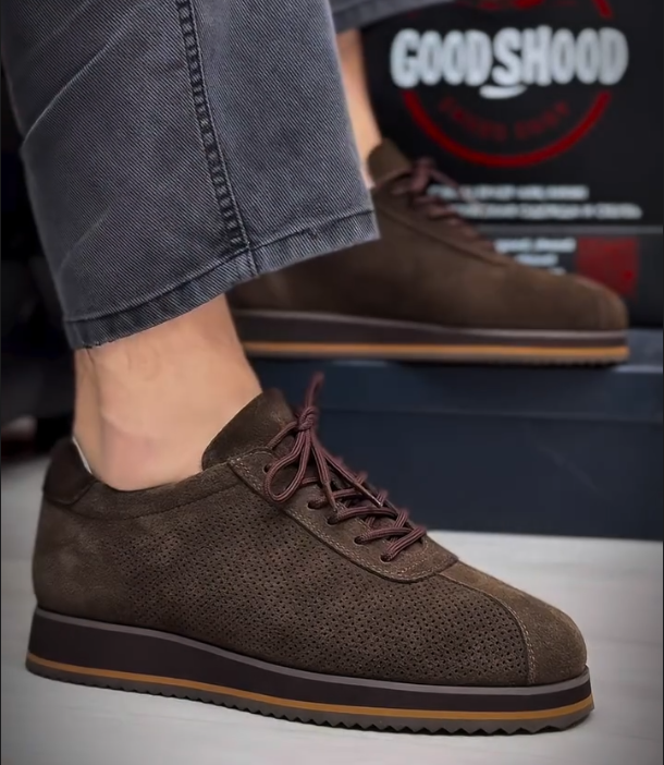 Thick Soled Porous Breathable Casual Shoes