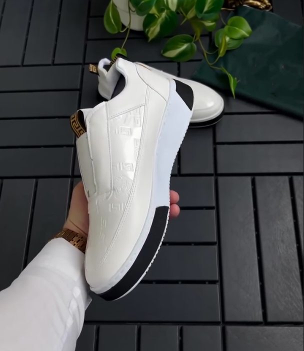Luxury Casual Shoes With Glossy Embossed Leather