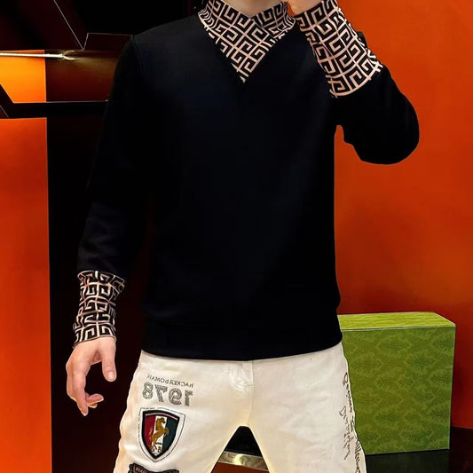 Men's V-neck Printed Long Sleeved T-shirt