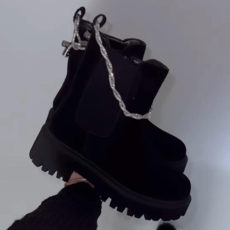 Women's Chic Chain-Trim Chelsea Boots